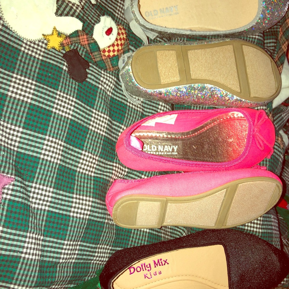 Girl balled flats